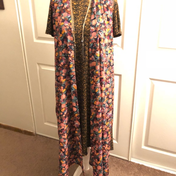 NWT BOHO Duster Floral LulaRoe Med Cardigan - Picture 6 of 8